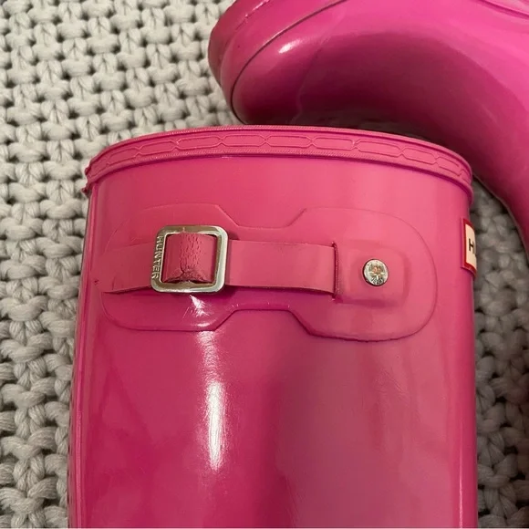hunter pink tall rain boots - Picture 3 of 8